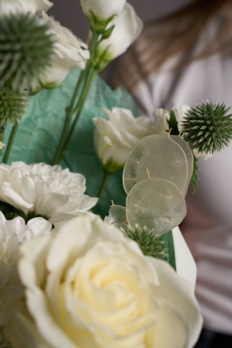 Букет "Лунная нежность" с розами арт16750Дв