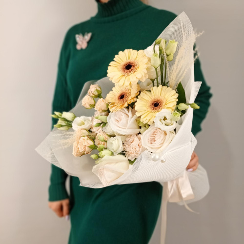 Букет Поцелуй с гермини